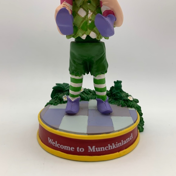 RARE The Wizard of Oz Munchkins Welcome to Munchkinland Bobblehead Figurine - Picture 4 of 13